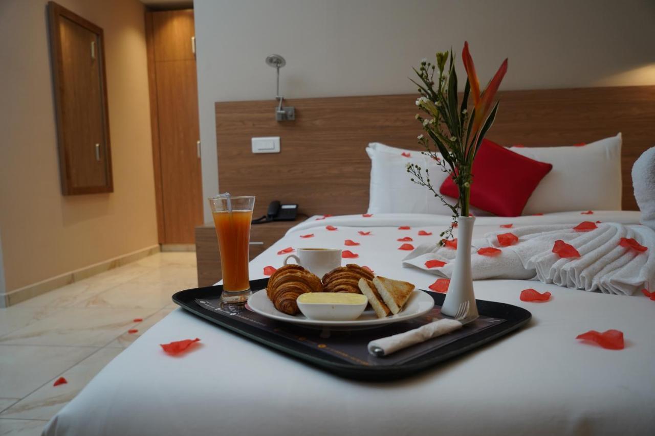 Hotel Astral Абіджан Екстер'єр фото